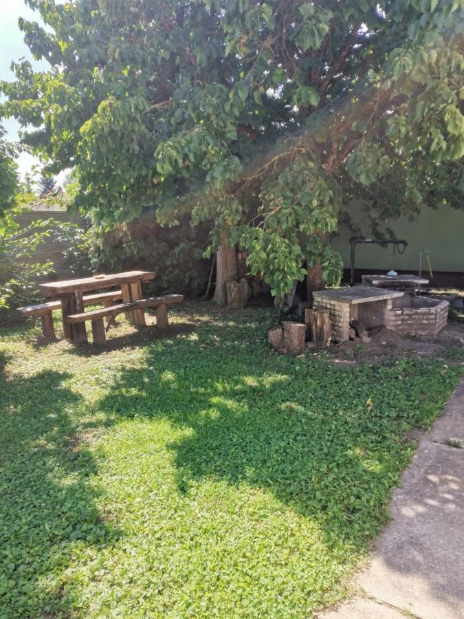 Matrai Vadaszhaz Matraterenye Exterior foto