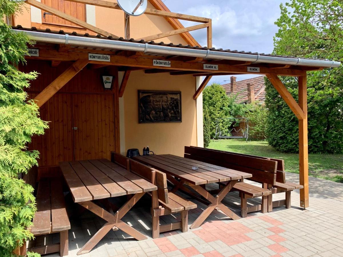 Matrai Vadaszhaz Matraterenye Exterior foto